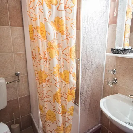 Szálloda Aparthotel Castrum Novum 3*