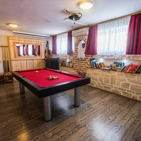 Aparthotel Castrum Novum Szálloda Novigrad Istria