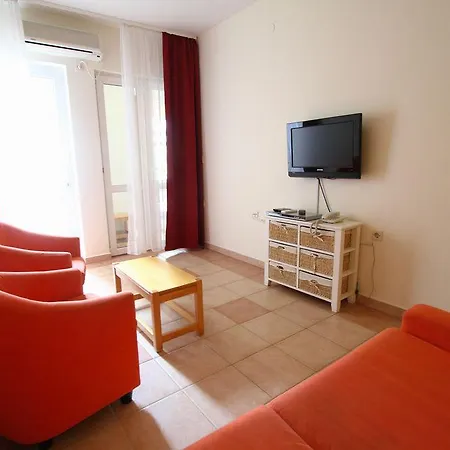 Aparthotel Castrum Novum Szálloda Novigrad Istria