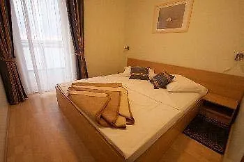 Aparthotel Castrum Novum 3* Novigrad Istria