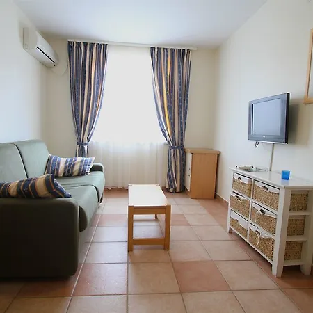 Szálloda Aparthotel Castrum Novum