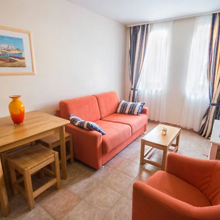 Aparthotel Castrum Novum